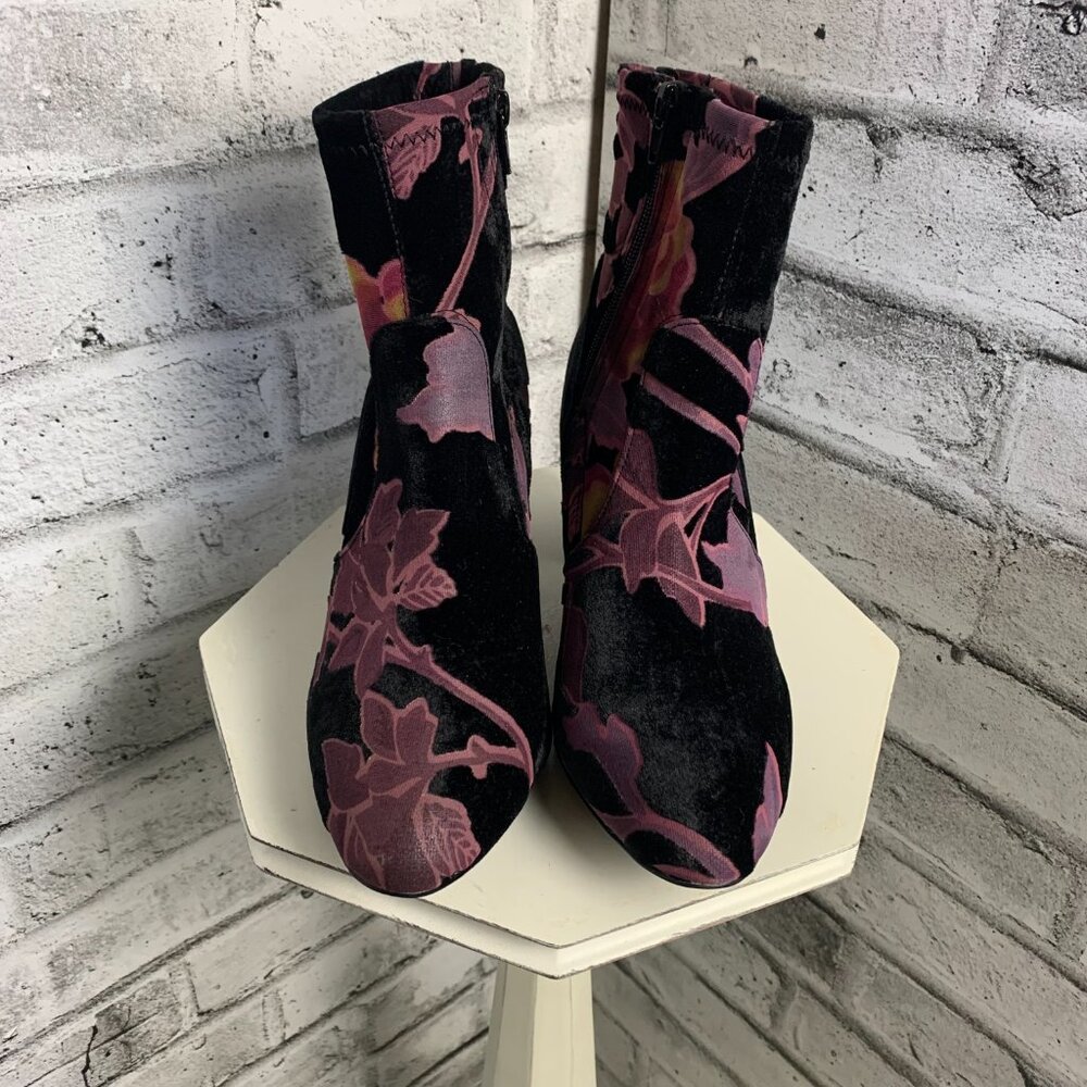 Steve Madden Velvet Floral Pointed Toe Block Heel Whimsigoth Ankle Boots - Picture 2 of 11
